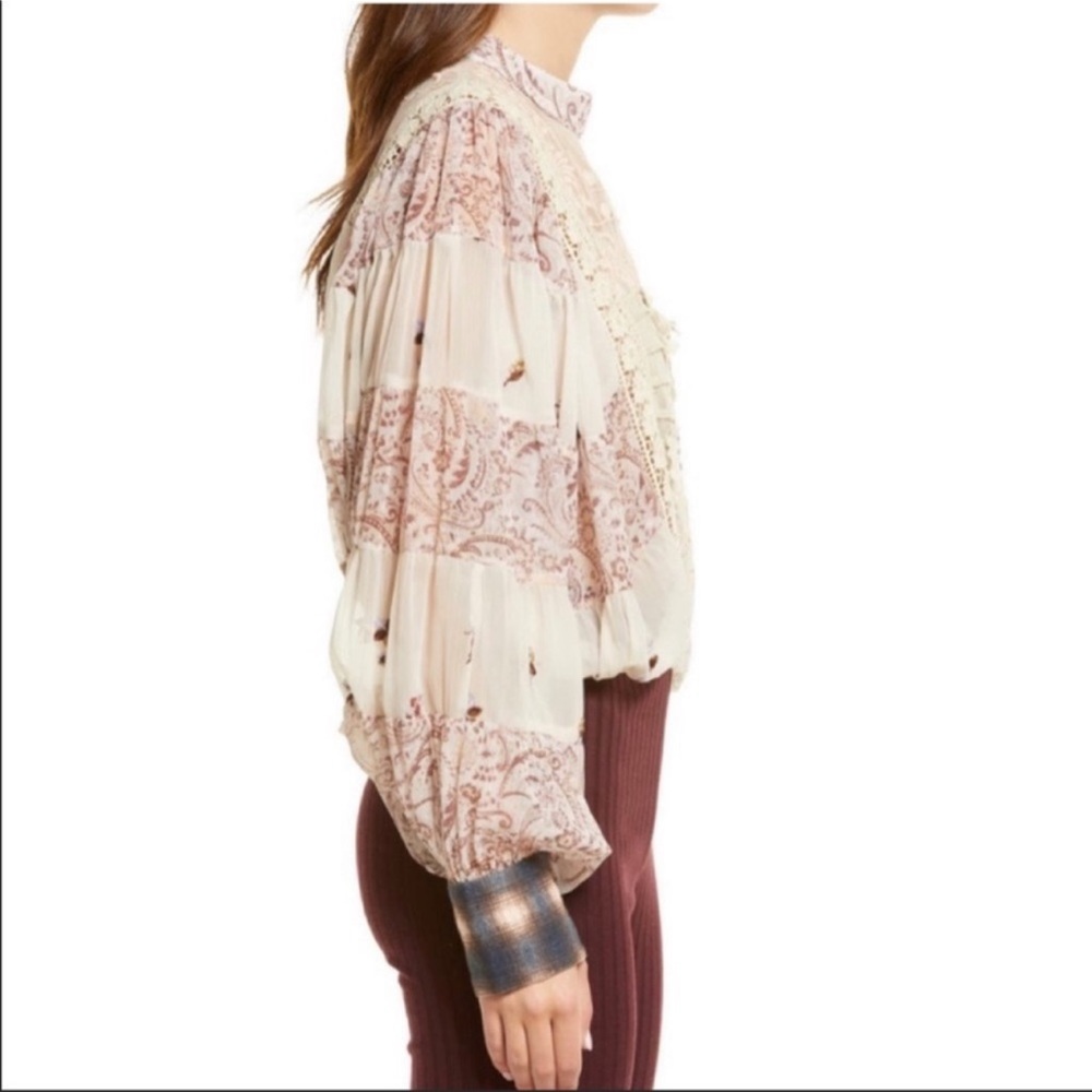 🦄UNICORN FIND🦄NWT Free People | Fiona Lace Peasant Blouse - Picture 7 of 14